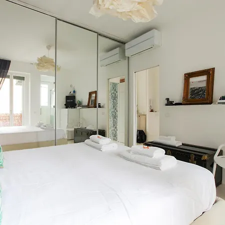 아파트 Modern Luxury In The Heart Of The 밀라노