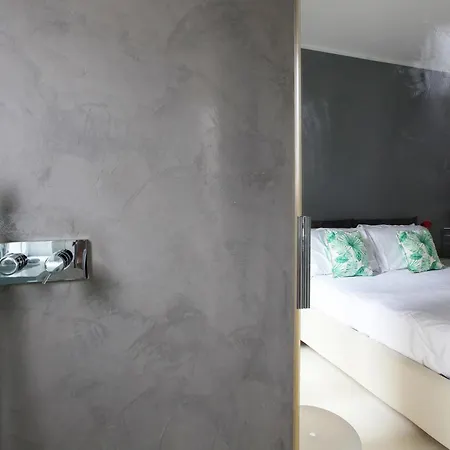 Modern Luxury In The Heart Of The * 밀라노